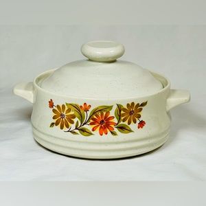 Vintage Capri Bake Serve 'N Store Stoneware Individual Casserole Dish With Lid